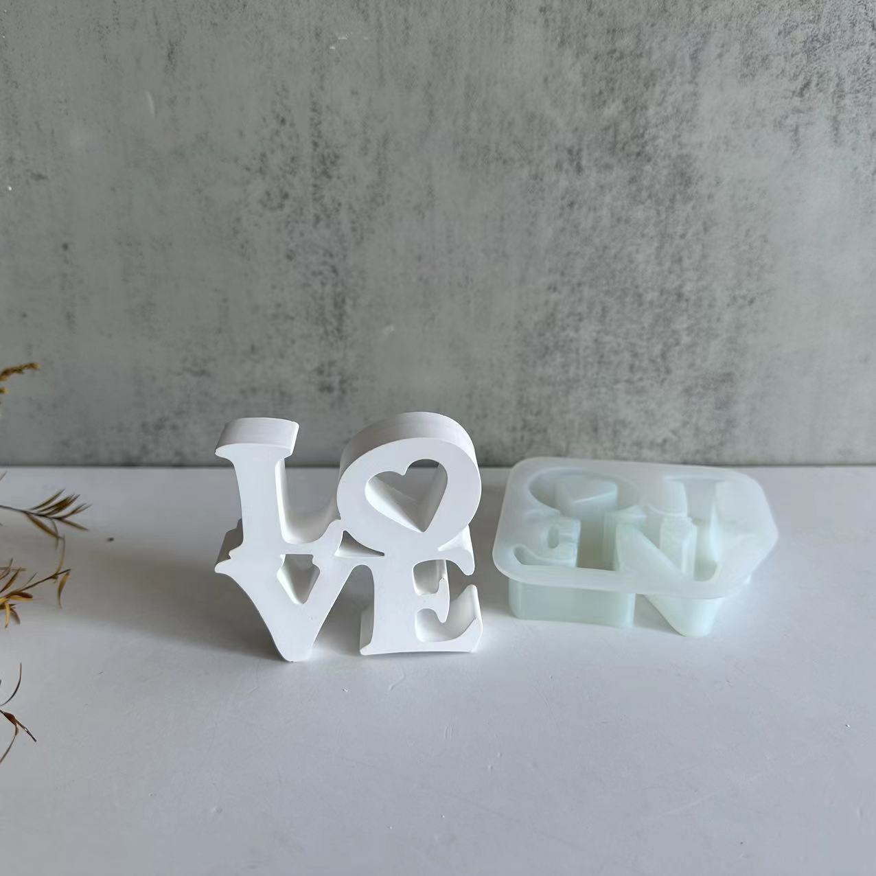 Letter LOVE Silicone Mold DIY  - Resin Art Alphabet ulasan dan harga